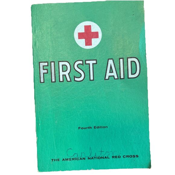 Other - Vtg 1957 The American National Red Cross First Aid Fourth Edition Paperback Book